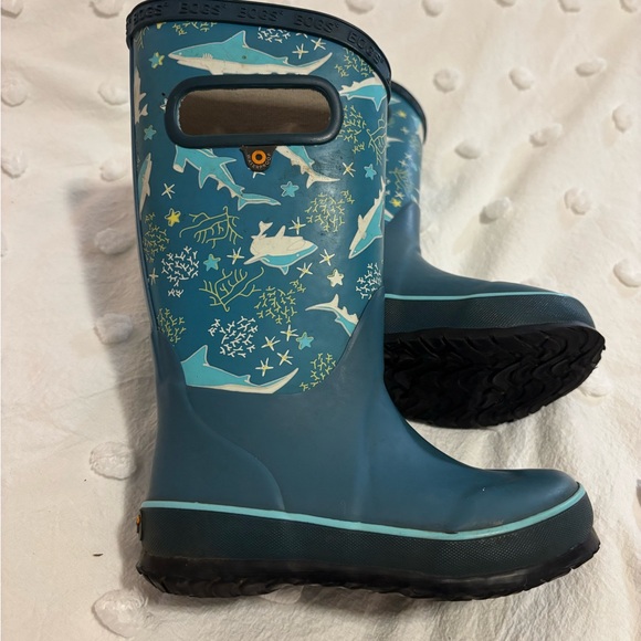 Bogs Toddler Rain Boots | Teal Shark Adventure Boots | Toddler 10 Tall Rain Boot - Picture 3 of 11